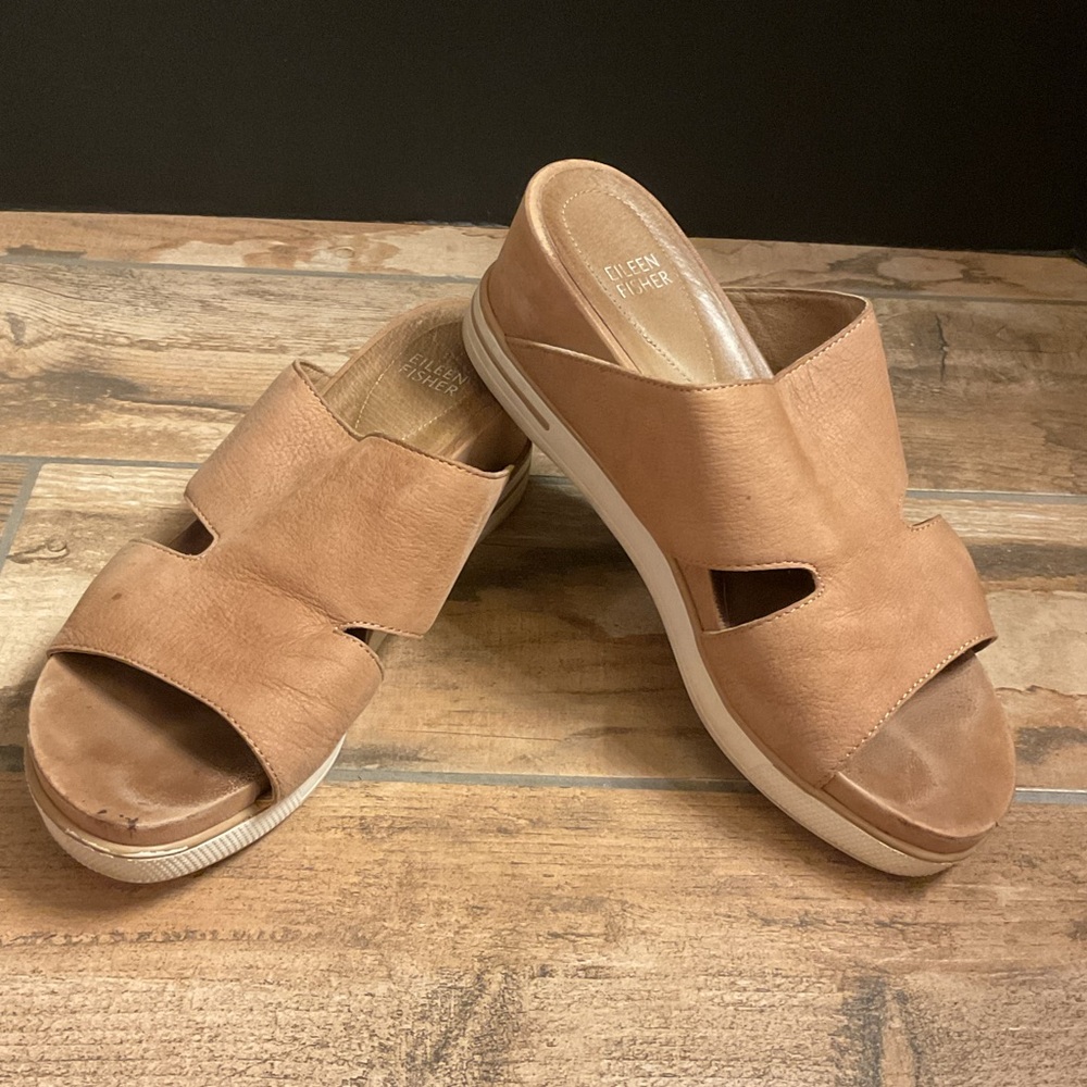 Preowned Eileen Fisher Grand Platform Suede Cut Out Sandals wms 8 in wheat